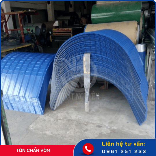 Tôn chấn vòm